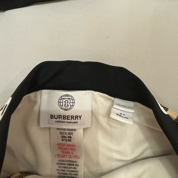 Burberry Bikini - Picture 3 of 4